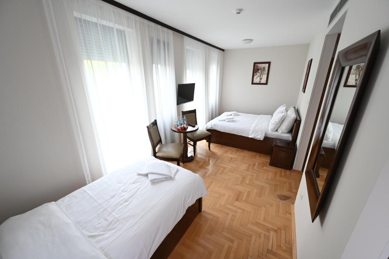 Hotel "Jkc Banja Luka" 외부 사진
