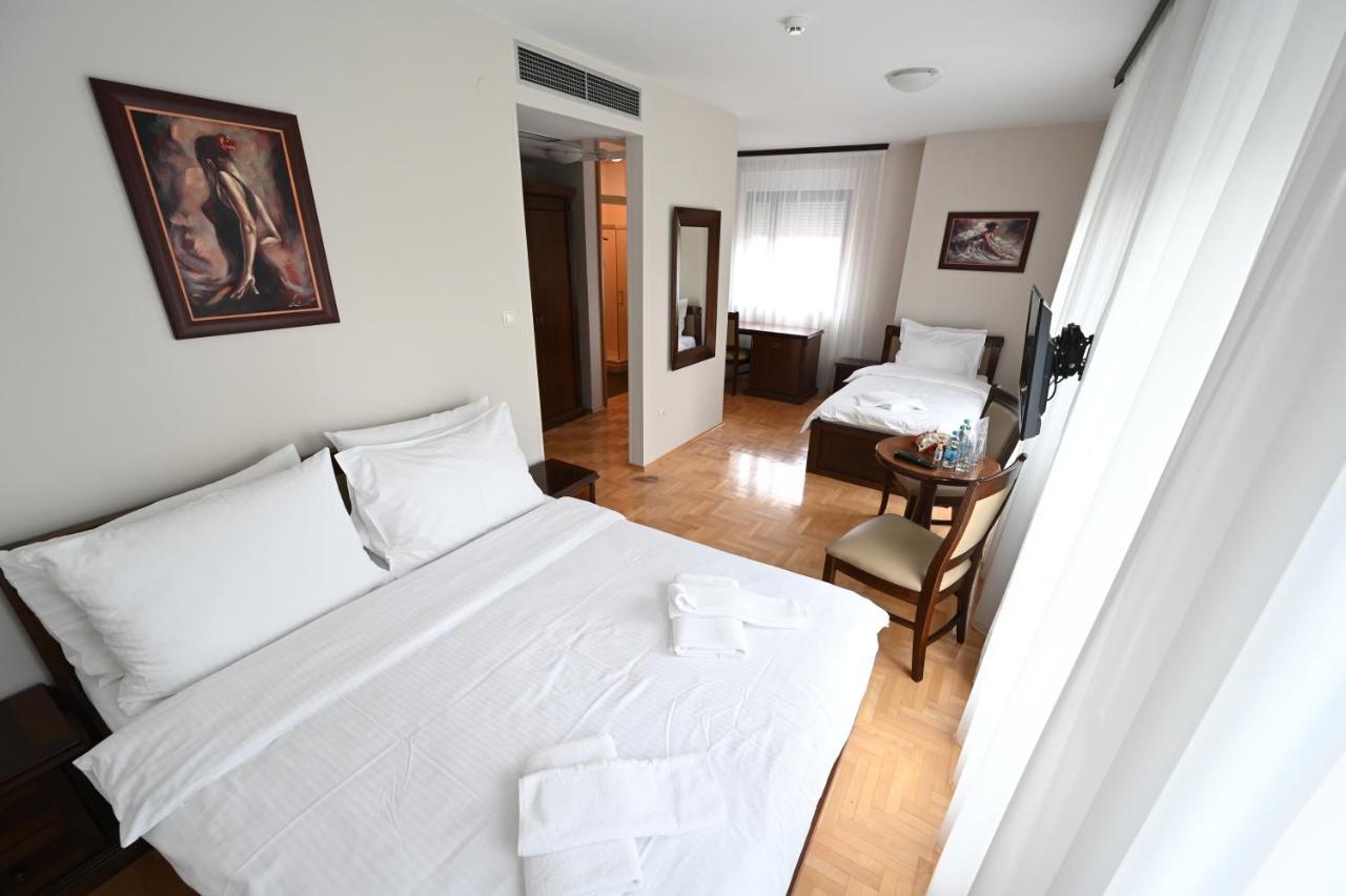 Hotel "Jkc Banja Luka" 외부 사진
